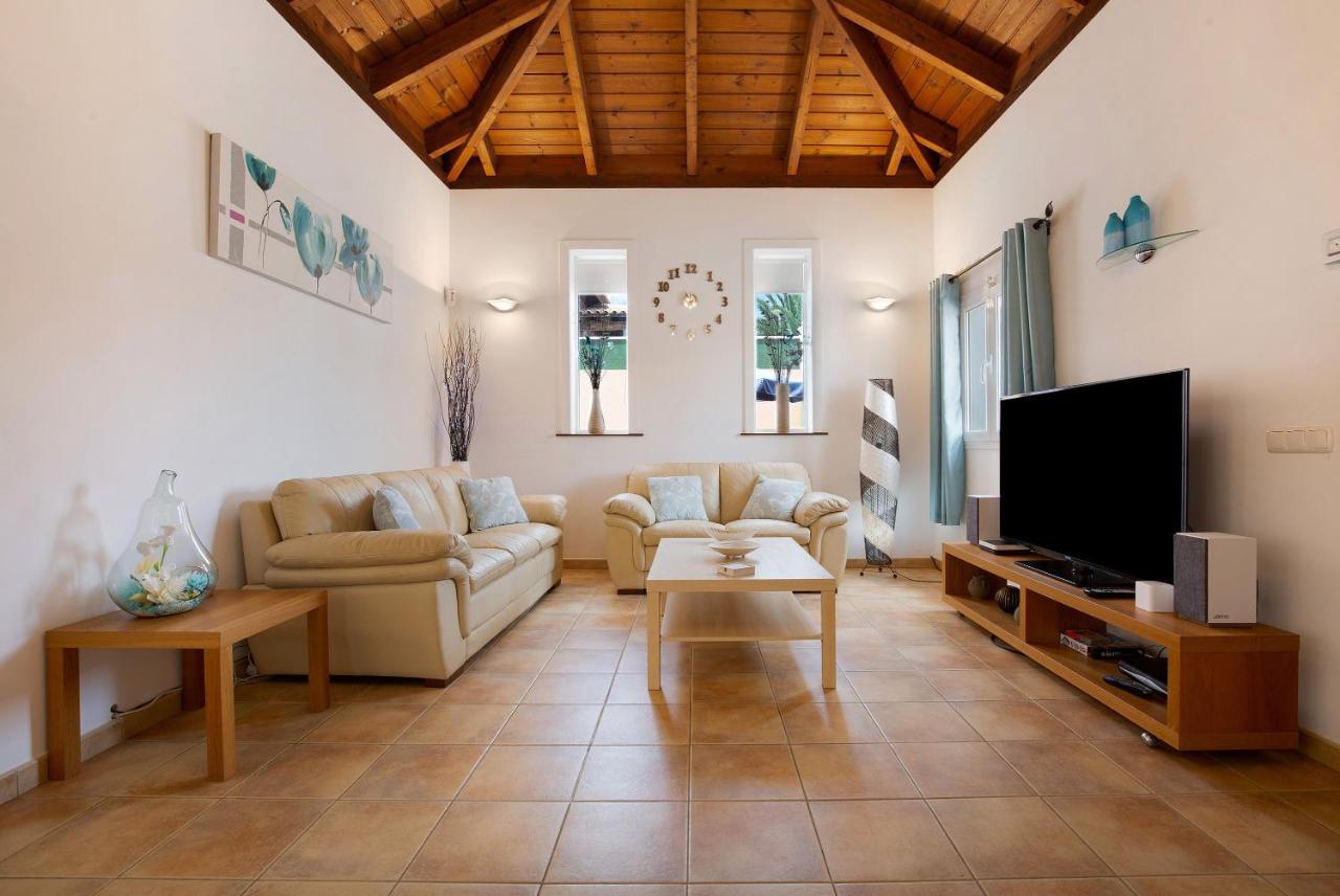 Villa Contenta Коралео Екстериор снимка